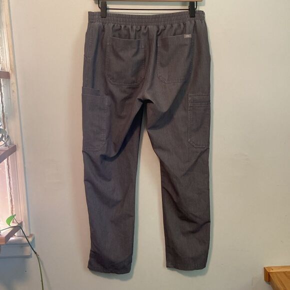 Figs Technical Collection Gray Drawstring Waist Scrub Pants Size Medium - Picture 4 of 11